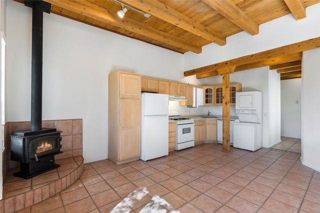 1445 Santa Cruz Drive, Santa Fe, NM 87505