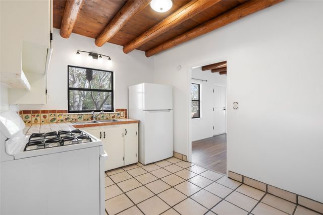 1445 Santa Cruz Drive, Santa Fe, NM 87505