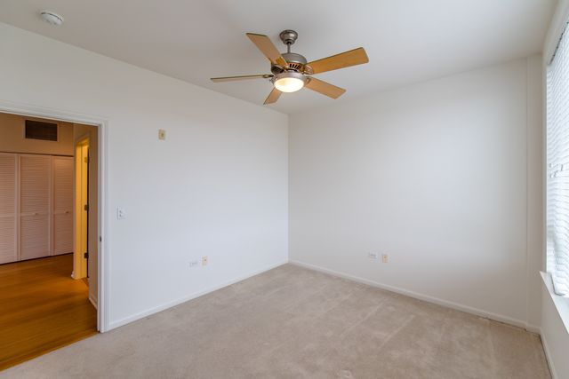 850 Village Center Drive 306, Burr Ridge, IL 60527