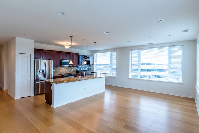 850 Village Center Drive 306, Burr Ridge, IL 60527