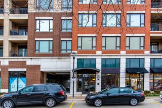 850 Village Center Drive 306, Burr Ridge, IL 60527