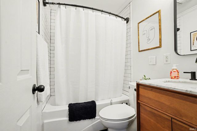 1307 Byron Drive, South Bend, IN 46614