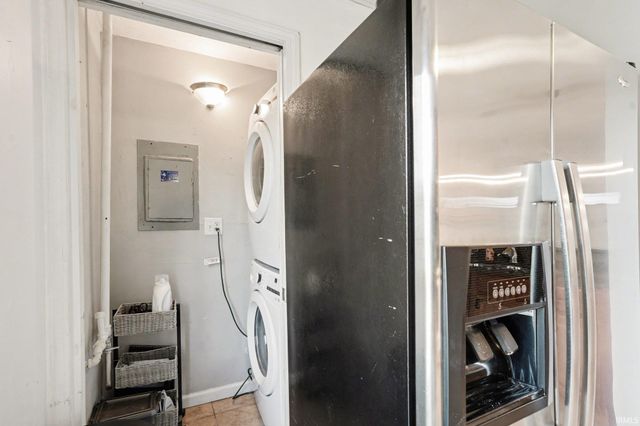 1307 Byron Drive, South Bend, IN 46614