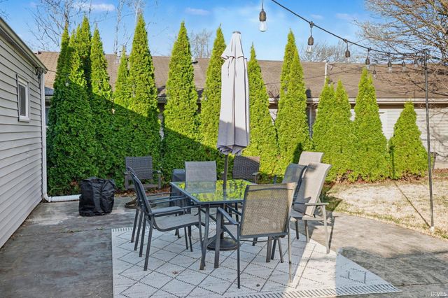 1307 Byron Drive, South Bend, IN 46614