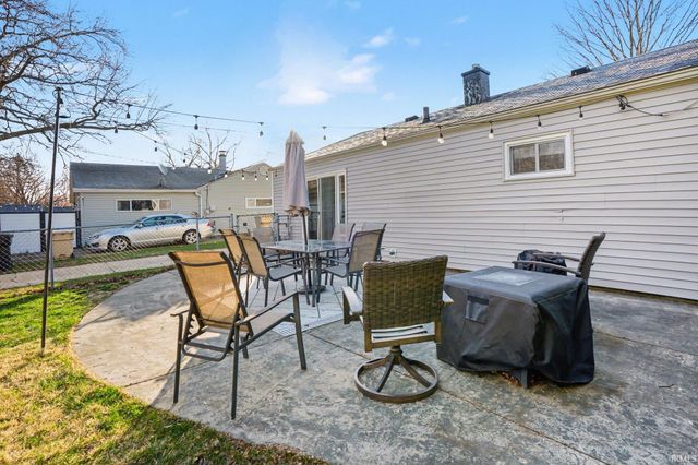 1307 Byron Drive, South Bend, IN 46614