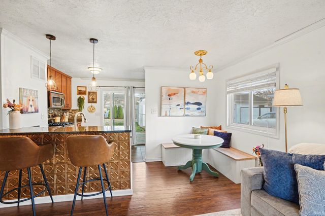 1307 Byron Drive, South Bend, IN 46614