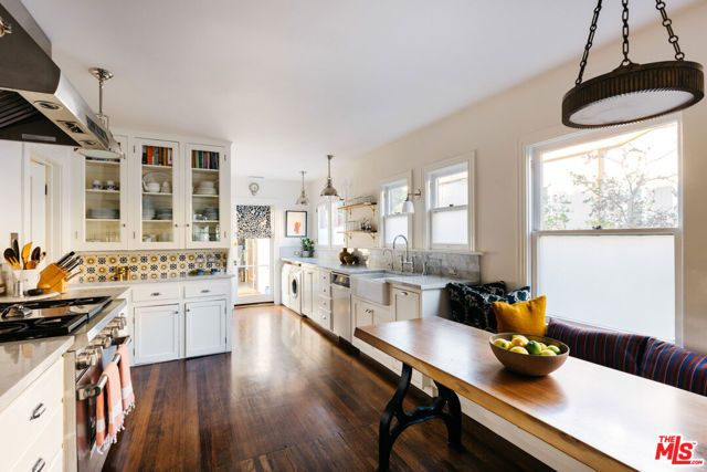 1935 N Catalina Street, Los Angeles, CA 90027