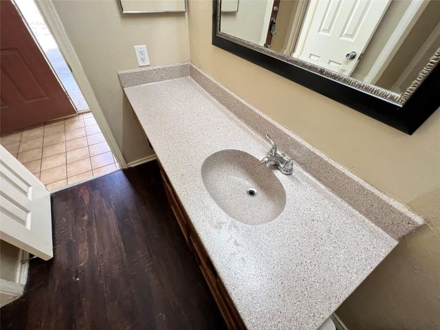 9601 Forest Lane 516, Dallas, TX 75243