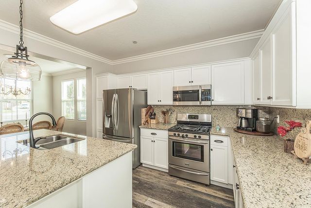 21205 Fiori Lane, Friant, CA 93626