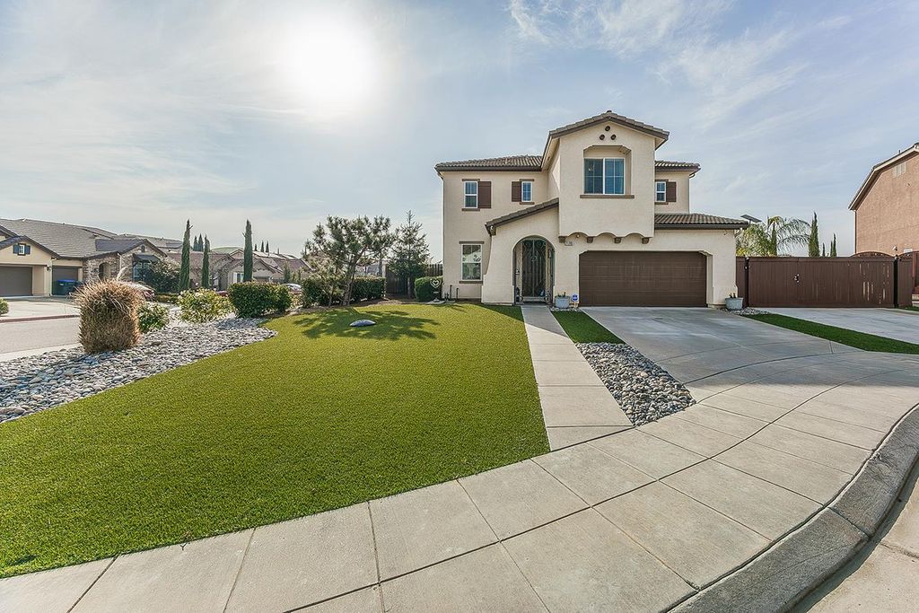 21205 Fiori Lane, Friant, CA 93626
