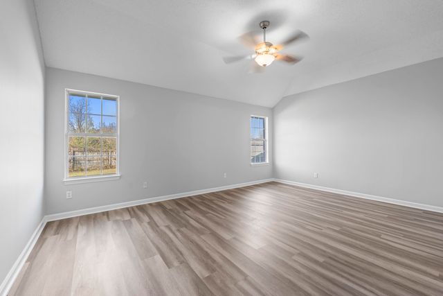 1113 W RED FERN CIR, Unincorporated, TN 38018