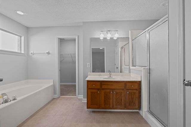 1113 W RED FERN CIR, Unincorporated, TN 38018