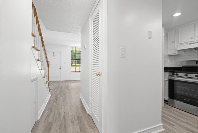 769 SE 1st Way, Deerfield Beach, FL 33441
