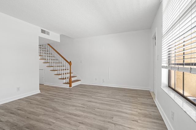 769 SE 1st Way, Deerfield Beach, FL 33441