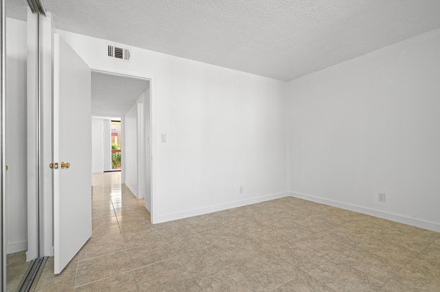 769 SE 1st Way, Deerfield Beach, FL 33441