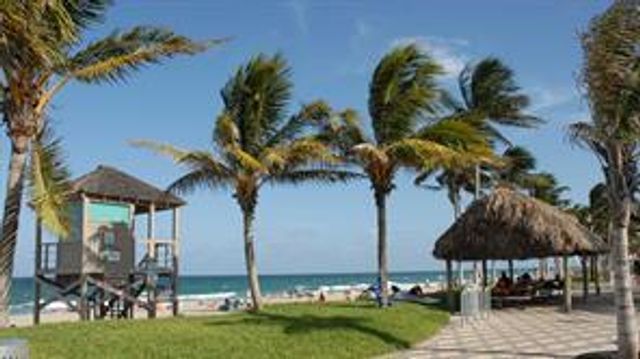 769 SE 1st Way, Deerfield Beach, FL 33441
