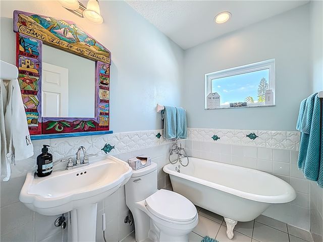 1810 E Sandpiper Road, Vero Beach, FL 32963