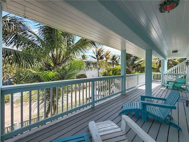 1810 E Sandpiper Road, Vero Beach, FL 32963