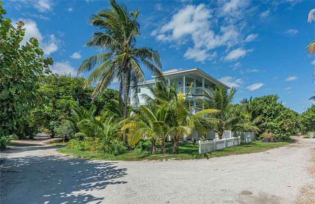 1810 E Sandpiper Road, Vero Beach, FL 32963