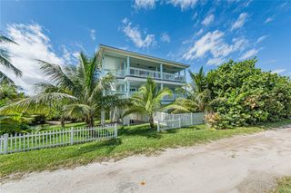 1810 E Sandpiper Road, Vero Beach, FL 32963