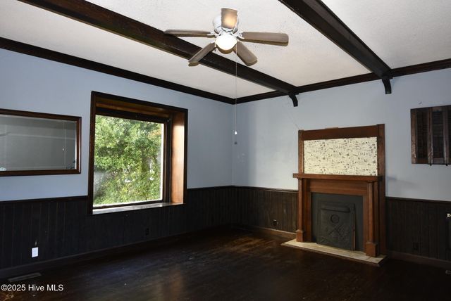 205 S King Street, Windsor, NC 27983