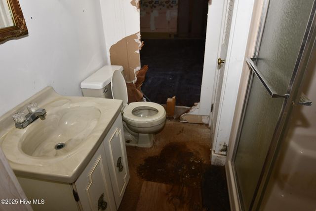 205 S King Street, Windsor, NC 27983