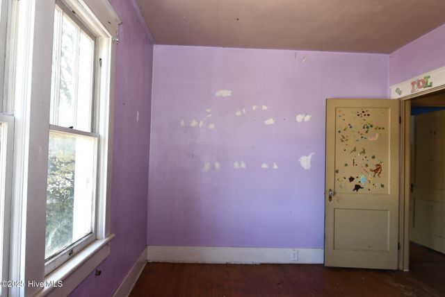 205 S King Street, Windsor, NC 27983