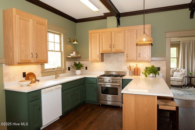 205 S King Street, Windsor, NC 27983