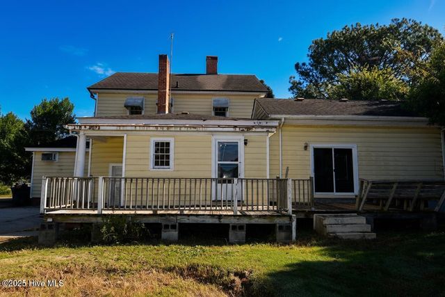 205 S King Street, Windsor, NC 27983