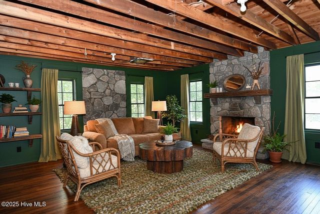 205 S King Street, Windsor, NC 27983