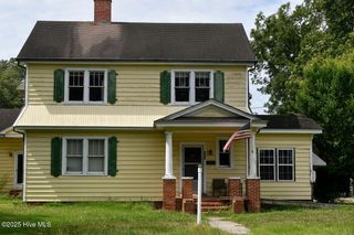 205 S King Street, Windsor, NC 27983