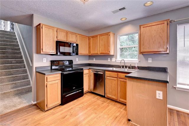 3909 Pine Bluff CT, Williamsburg, VA 23188