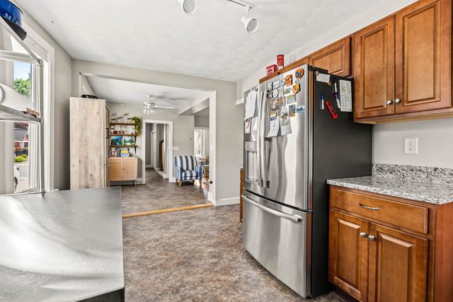 239 Cass Street, Portsmouth, NH 03801