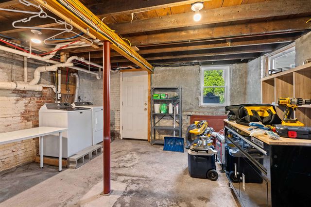239 Cass Street, Portsmouth, NH 03801