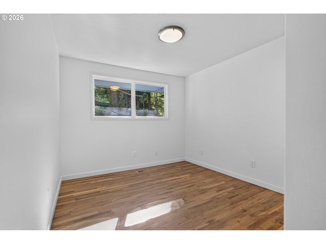 15781 LODER Rd, Oregon City, OR 97045