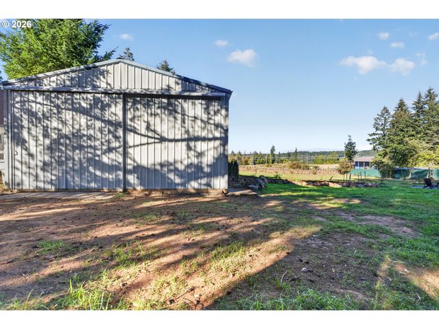 15781 LODER Rd, Oregon City, OR 97045