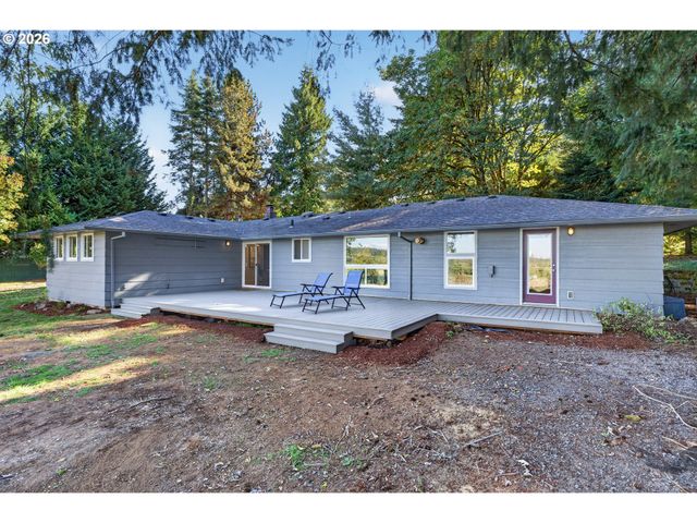15781 LODER Rd, Oregon City, OR 97045