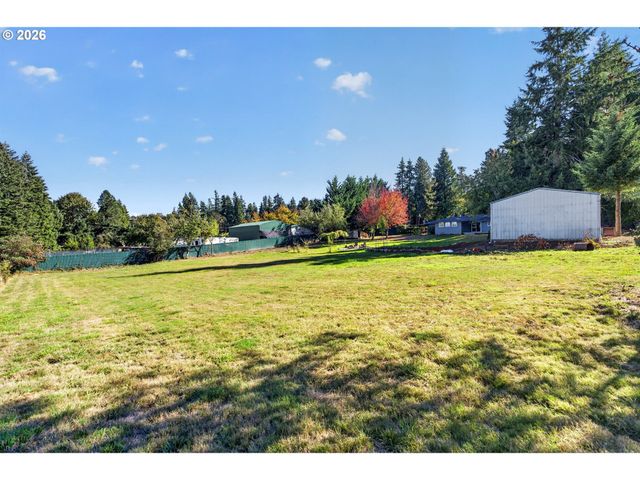 15781 LODER Rd, Oregon City, OR 97045
