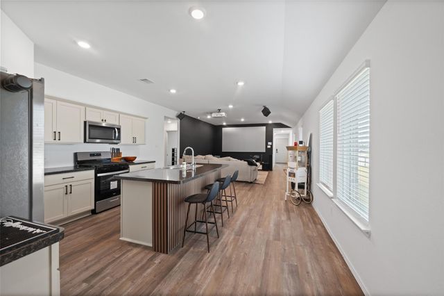 5903 Cypresswood Heights Drive, Spring, TX 77373