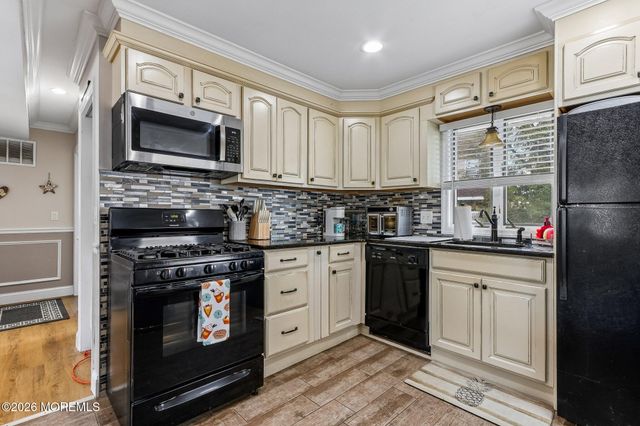 3155 Sterling Street, Toms River, NJ 08753