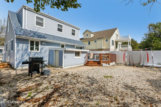3155 Sterling Street, Toms River, NJ 08753