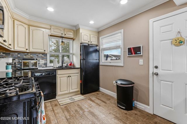 3155 Sterling Street, Toms River, NJ 08753