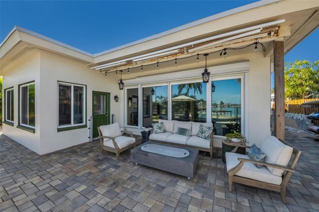 16101 REDINGTON DRIVE, Redington Beach, FL 33708