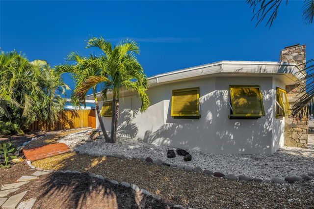 16101 REDINGTON DRIVE, Redington Beach, FL 33708