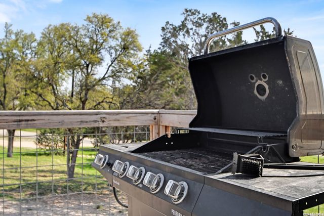 2537 GRANDVIEW FRST, Canyon Lake, TX 78133