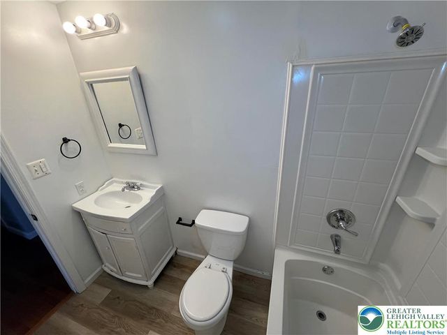 236 Vista Drive, Easton, PA 18042