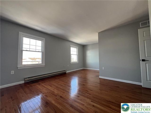 236 Vista Drive, Easton, PA 18042