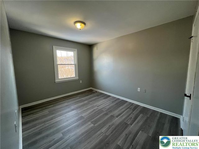 236 Vista Drive, Easton, PA 18042