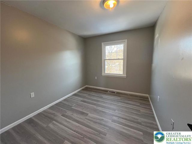 236 Vista Drive, Easton, PA 18042