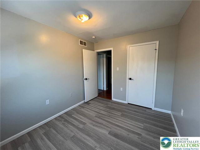 236 Vista Drive, Easton, PA 18042